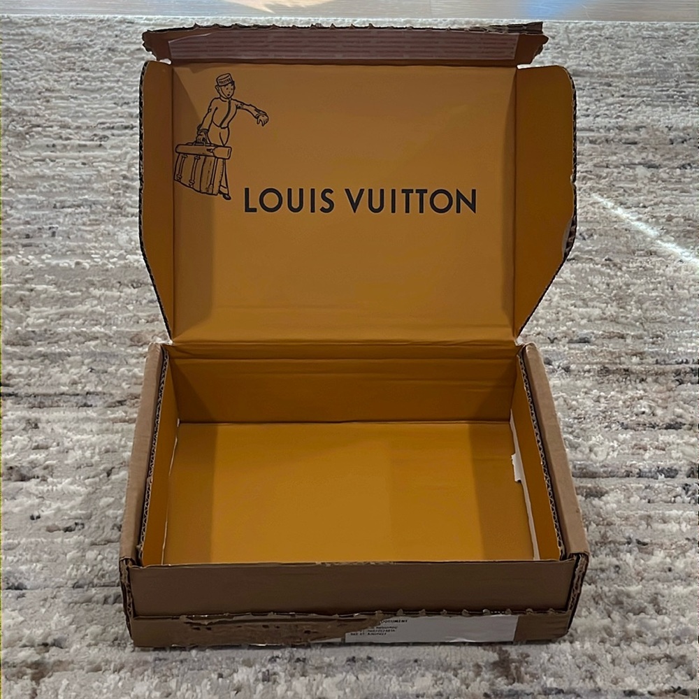 Louis Vuitton empty box